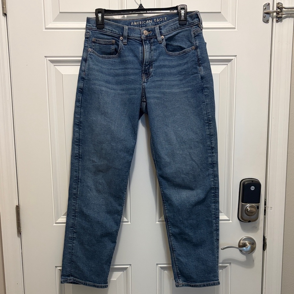 American Eagle Outfitters Woman’s Classic Blue 90’s Straight Jeans